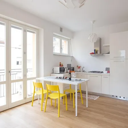 Corso Padova Apartamento *